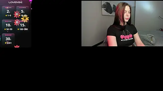 Snapshot of EmmyyK chatting on June 27, 11:37 am EmmyyK online show from June 27, 11:37 am