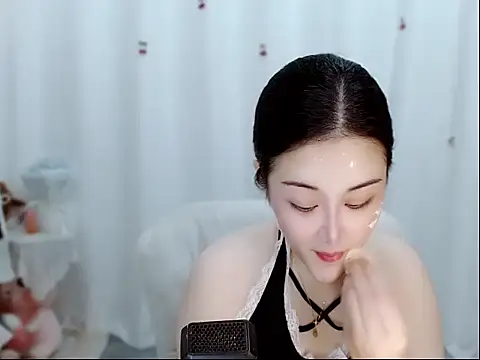 Amy-cnbaby online show from June 3, 1:30 am