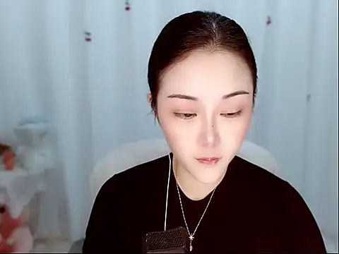 Amy-cnbaby online show from June 6, 1:32 am