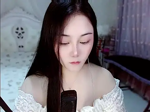 Snapshot of Amy-cnbaby chatting on June 28, 1:33 am Amy-cnbaby online show from June 28, 1:33 am