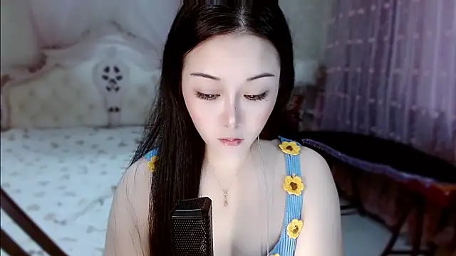 Snapshot of Amy-cnbaby chatting on July 10, 1:43 am Amy-cnbaby online show from July 10, 1:43 am
