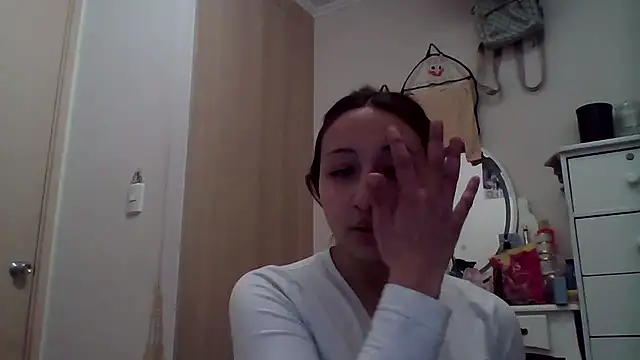 010874 online show from July 3, 5:03 am