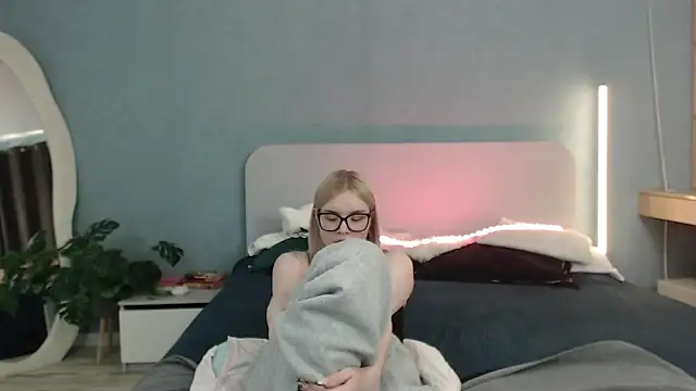 Angel Share online show from May 31, 2:42 am