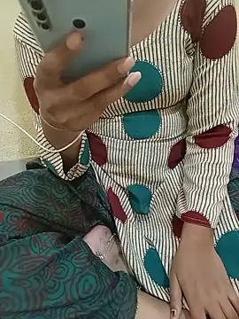 Seema yadav01 online show from June 10, 5:07 am