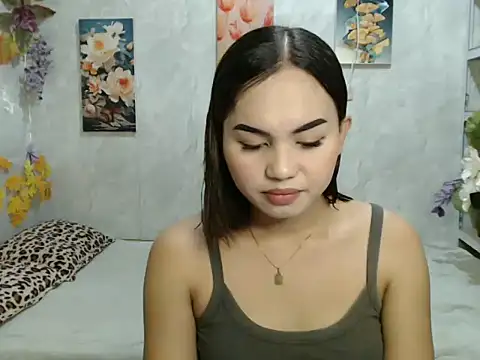 Snapshot of ur_asiankat chatting on June 7, 11:03 am ur asiankat online show from June 7, 11:03 am
