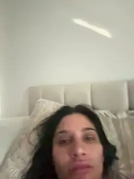 Snapshot of Miss_juicybabes chatting on June 24, 6:45 am Miss juicybabes online show from June 24, 6:45 am