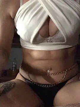 AnitaCat online show from June 5, 8:36 pm