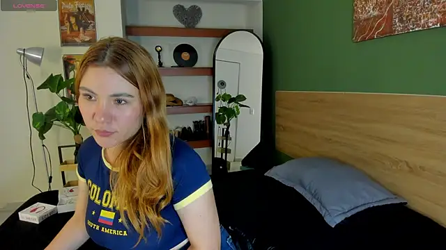 Snapshot of _zoe_3 chatting on July 12, 3:14 pm zoe 3 online show from July 12, 3:14 pm