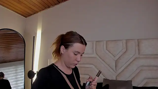 Snapshot of _zoe_3 chatting on July 17, 12:56 pm zoe 3 online show from July 17, 12:56 pm