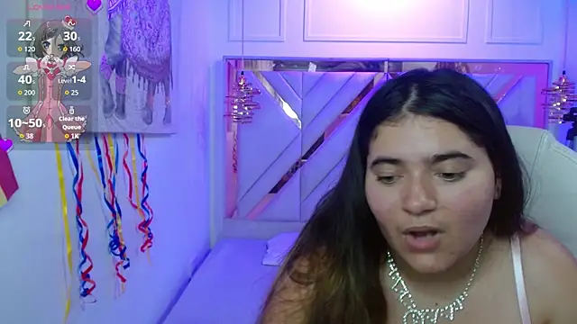 Snapshot of Laurha_ chatting on July 8, 7:40 pm Laurha online show from July 8, 7:40 pm