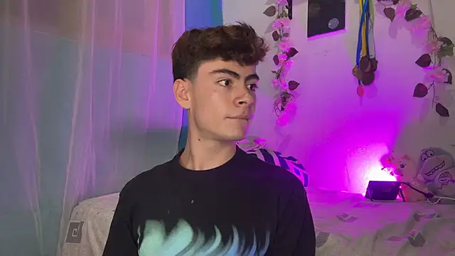  peachyboy online show from May 9, 1:44 am