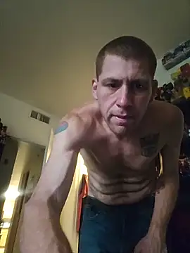nerdyginger3036 online show from May 15, 2:18 am