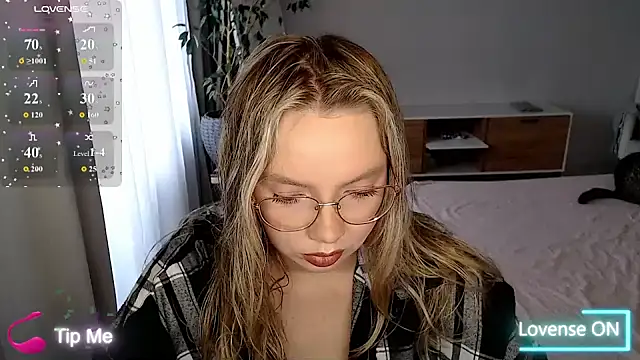 PolinaXXXXXJones online show from June 25, 1:48 pm