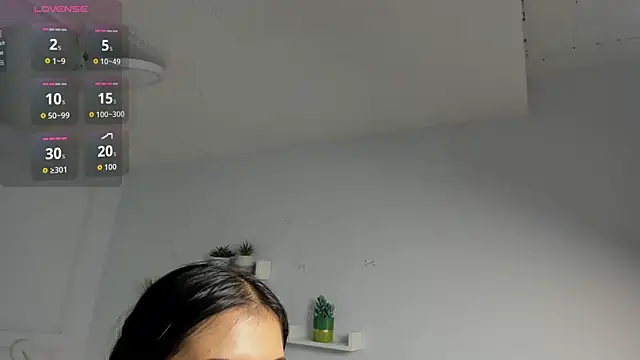 Snapshot of Sharon_Adamss chatting on June 24, 7:13 pm Sharon Adamss online show from June 24, 7:13 pm