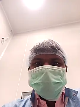 Snapshot of Rajneeshmanwal chatting on May 3, 9:59 am Rajneeshmanwal online show from May 3, 9:59 am