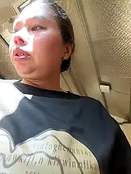 Banana-zz online show from July 12, 8:49 am
