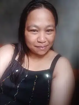 Snapshot of belove_hot43 chatting on May 3, 11:11 pm belove hot43 online show from May 3, 11:11 pm