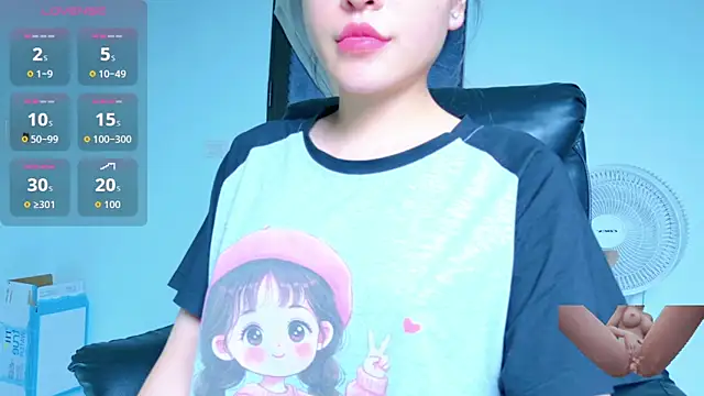 Snapshot of BabyMoon__98 chatting on May 25, 2:23 pm BabyMoon 98 online show from May 25, 2:23 pm