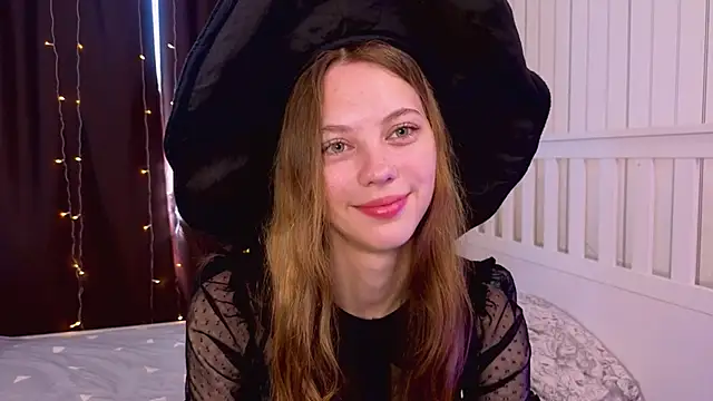 HarriettKitty online show from June 20, 8:17 am