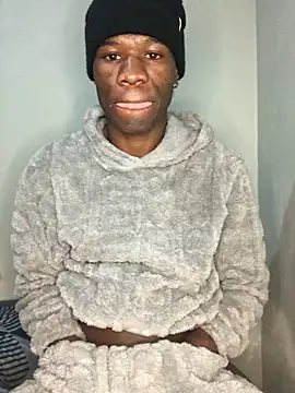 Snapshot of thandolezwe1 chatting on July 1, 9:36 pm thandolezwe1 online show from July 1, 9:36 pm