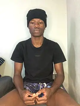 Snapshot of thandolezwe1 chatting on July 3, 1:06 pm thandolezwe1 online show from July 3, 1:06 pm