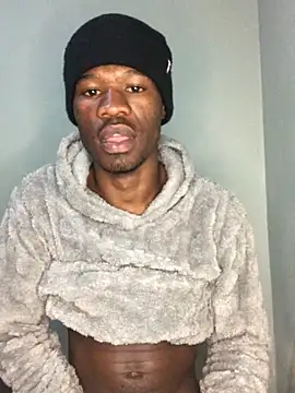 Snapshot of thandolezwe1 chatting on July 23, 8:07 pm thandolezwe1 online show from July 23, 8:07 pm