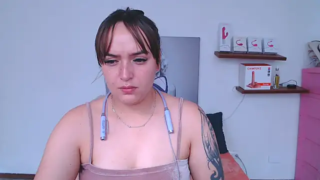 Snapshot of anyela_bubble18 chatting on July 4, 8:48 pm anyela bubble18 online show from July 4, 8:48 pm