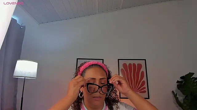 Eva-Millss online show from June 19, 8:23 pm