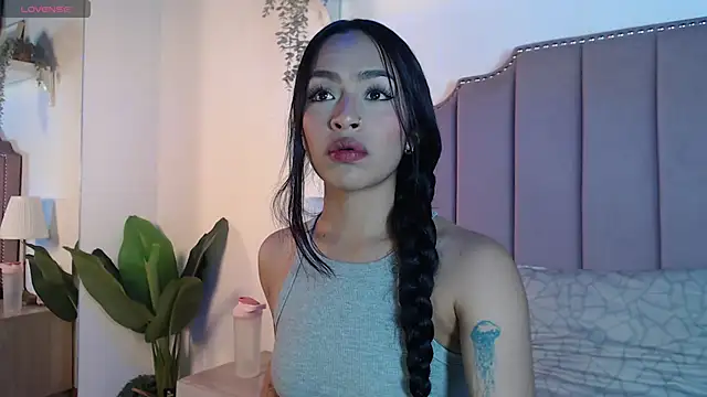Littlejade dh online show from May 22, 11:49 am