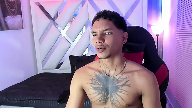 kai storm77 online show from May 20, 3:34 am