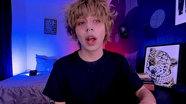 Aronn 44 online show from June 1, 12:51 pm