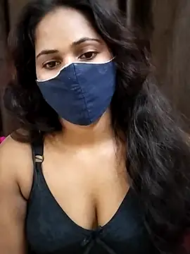 Snapshot of Roji_bha chatting on June 18, 9:14 am Roji bha online show from June 18, 9:14 am