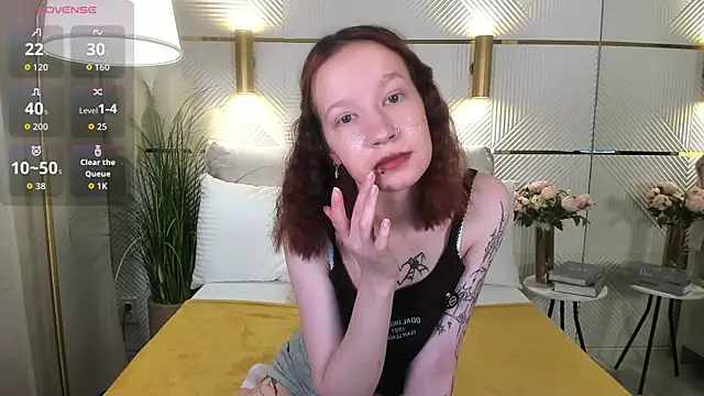 Mi Mi Mia online show from July 4, 6:03 pm