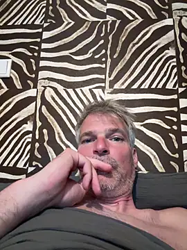 Snapshot of Thor-82 chatting on May 11, 7:22 pm Thor-82 online show from May 11, 7:22 pm