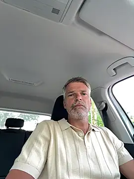 Snapshot of Thor-82 chatting on July 1, 7:54 am Thor-82 online show from July 1, 7:54 am