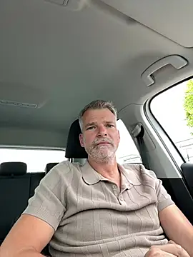 Snapshot of Thor-82 chatting on July 9, 11:47 am Thor-82 online show from July 9, 11:47 am