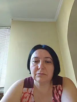 Snapshot of EmmaEmmy40 chatting on June 20, 4:10 pm EmmaEmmy40 online show from June 20, 4:10 pm