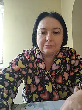 Snapshot of EmmaEmmy40 chatting on July 11, 4:26 am EmmaEmmy40 online show from July 11, 4:26 am