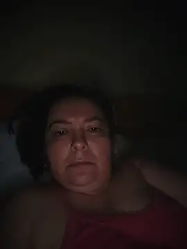 Snapshot of EmmaEmmy40 chatting on July 19, 7:28 pm EmmaEmmy40 online show from July 19, 7:28 pm