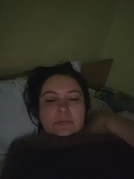 Snapshot of EmmaEmmy40 chatting on July 28, 6:20 pm EmmaEmmy40 online show from July 28, 6:20 pm