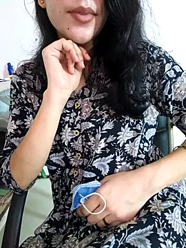 Snapshot of zoya_baby_ chatting on June 3, 4:26 am zoya baby online show from June 3, 4:26 am