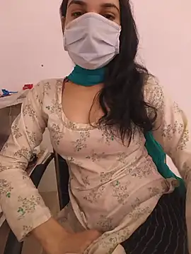 Snapshot of zoya_baby_ chatting on June 7, 5:11 am zoya baby online show from June 7, 5:11 am