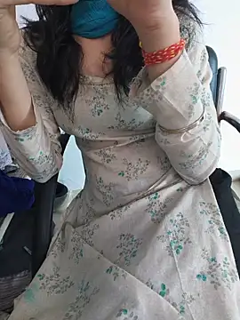 Snapshot of zoya_baby_ chatting on June 13, 8:12 am zoya baby online show from June 13, 8:12 am