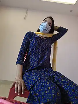 Snapshot of zoya_baby_ chatting on June 25, 6:07 am zoya baby online show from June 25, 6:07 am