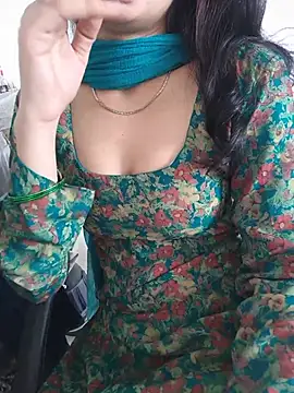 Snapshot of zoya_baby_ chatting on June 29, 10:37 am zoya baby online show from June 29, 10:37 am