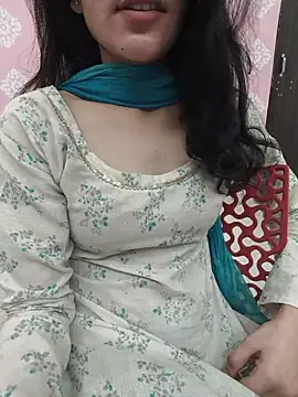 Snapshot of zoya_baby_ chatting on July 5, 4:58 pm zoya baby online show from July 5, 4:58 pm