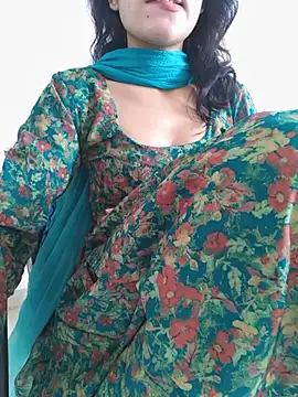 Snapshot of zoya_baby_ chatting on July 17, 5:58 am zoya baby online show from July 17, 5:58 am