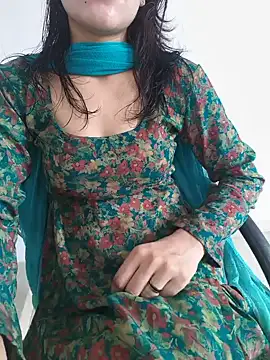 Snapshot of zoya_baby_ chatting on July 20, 5:11 am zoya baby online show from July 20, 5:11 am