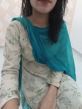 Snapshot of zoya_baby_ chatting on July 23, 5:49 am zoya baby online show from July 23, 5:49 am