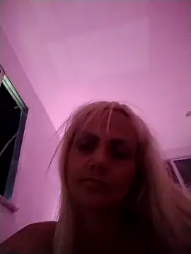 CopacabanaBlondgirl online show from May 9, 5:45 am